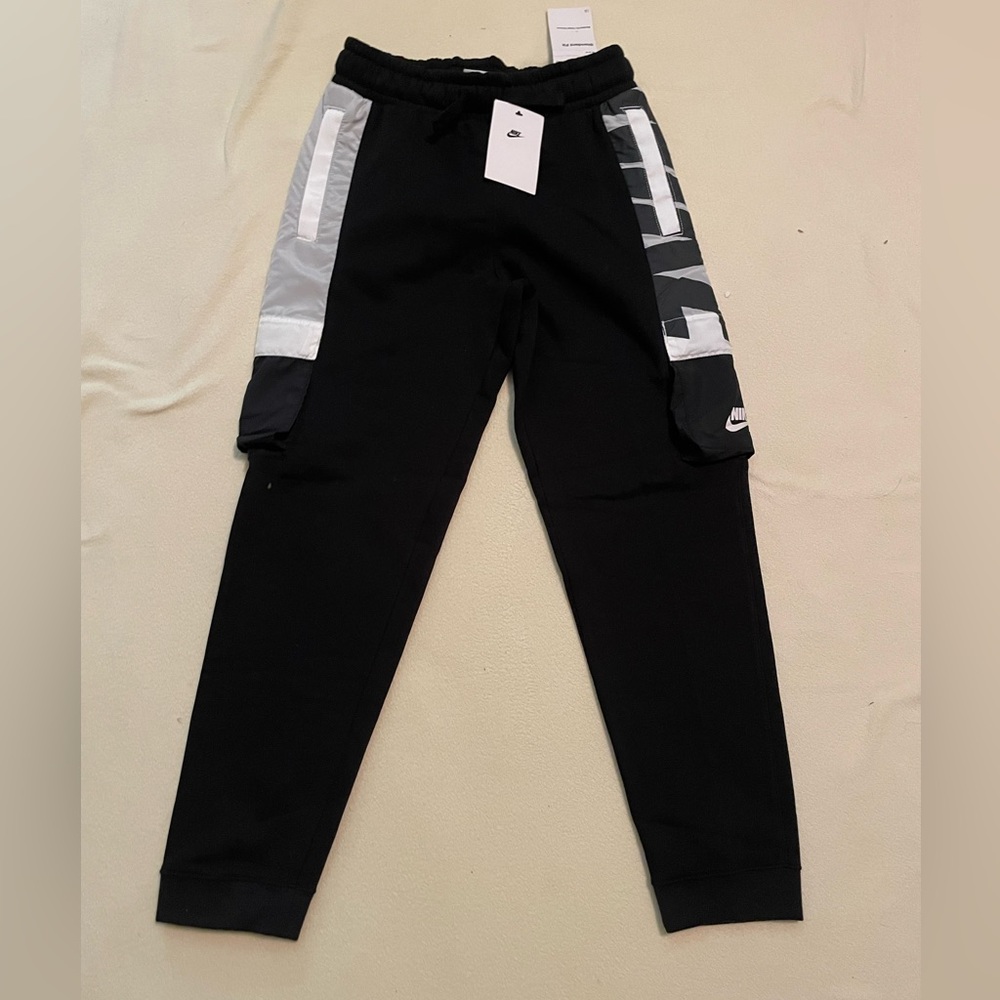 Boys medium pants brand new